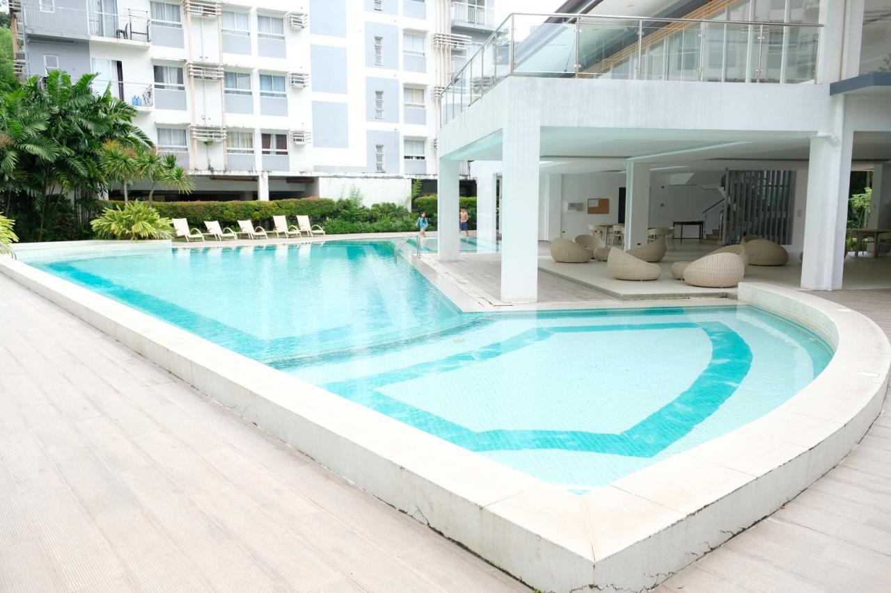 2-Bedroom Boutique City Condo - Newly Renovated! Cebu Exteriör bild