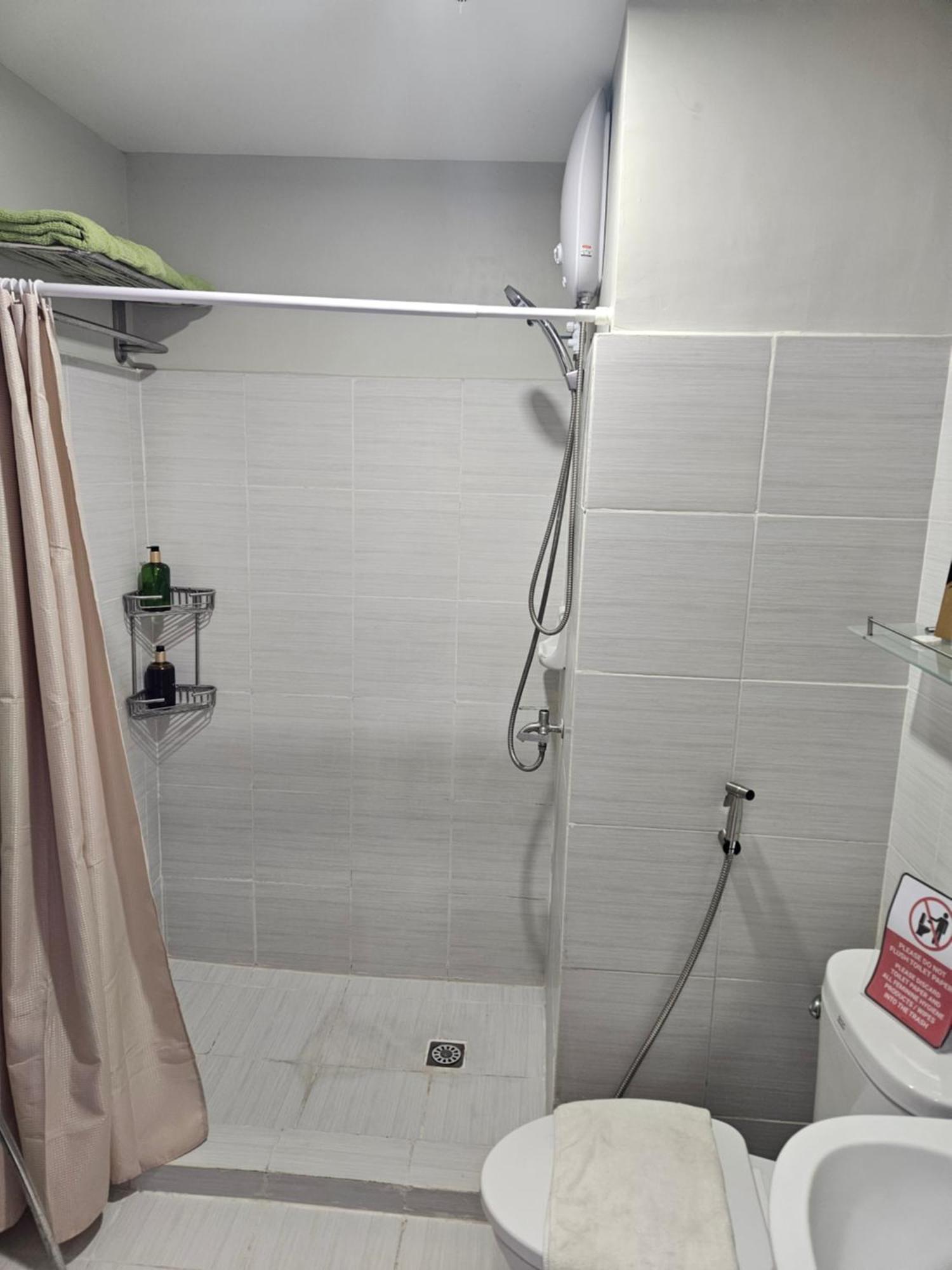 2-Bedroom Boutique City Condo - Newly Renovated! Cebu Exteriör bild